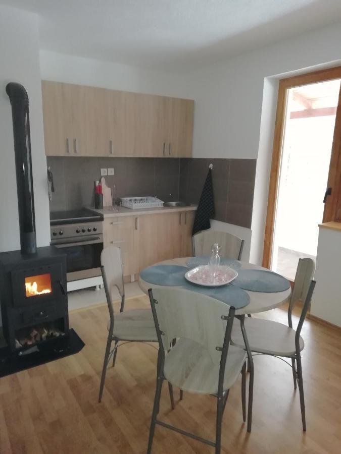 Tratincica Apartment Тиентище Екстериор снимка